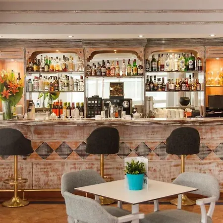 Aparthotel Puerto Banus